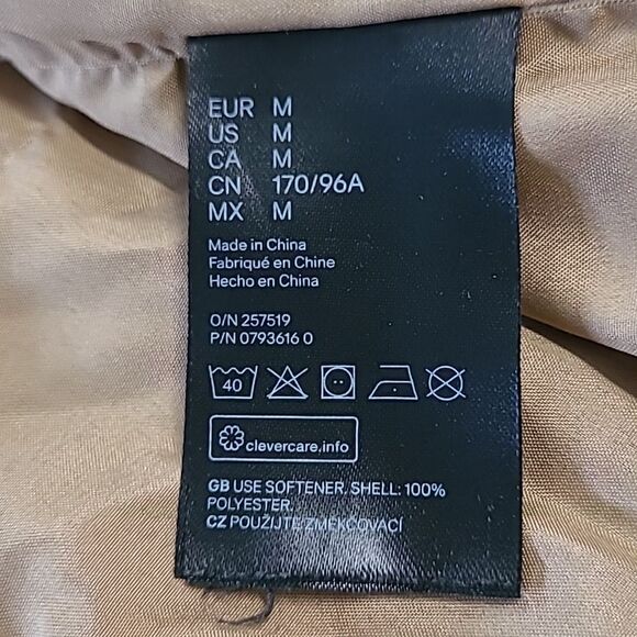 Divided sz M faux fleece camouflaged jacket - Picture 8 of 11